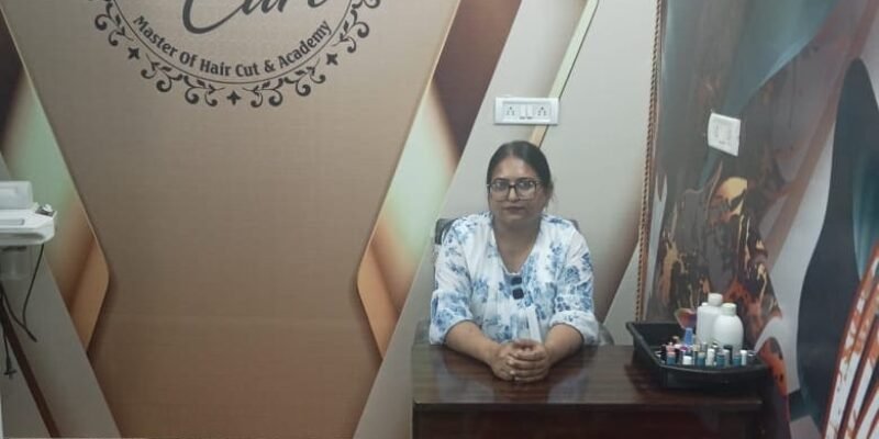 LADY CARE MASTER OF HAIR CUT AND ACADEMY